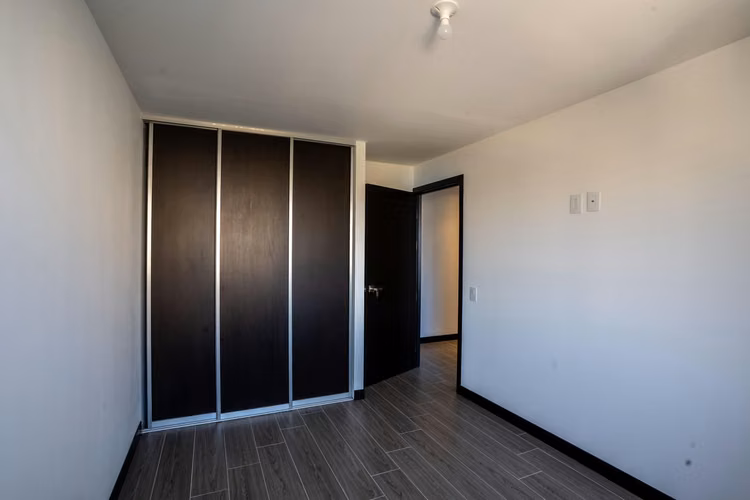 LINDO APARTAMENTO EN RENTA EN EDIFICIO ALENA VISTA HERMOSA 2 ZONA 15