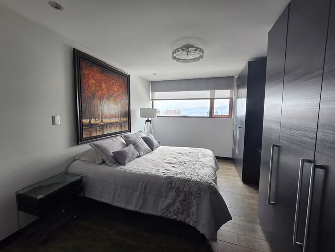 Apartamento amueblado en URBANA Zona 10 Nivel alto de 2 Habitaciones - Imagen 4