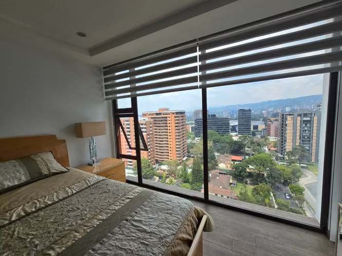 Apartamento amueblado en URBANA Zona 10 Nivel alto de 2 Habitaciones - Imagen 6