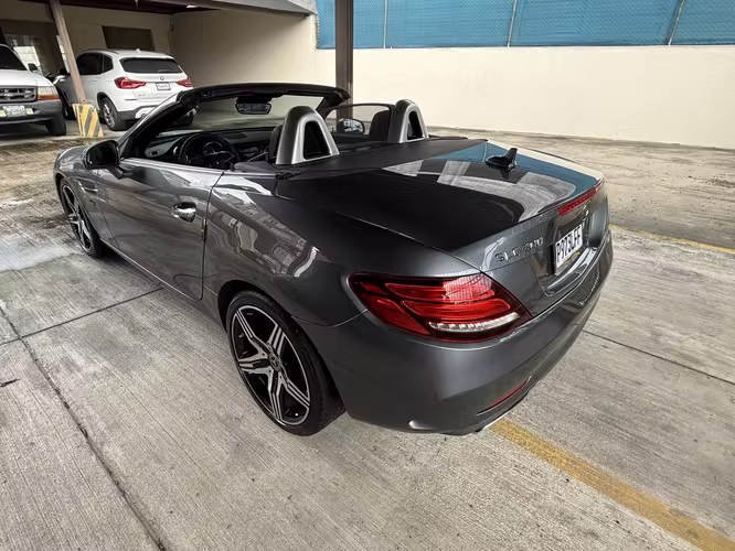 2022 Mercedes Benz SLC 300 Roadster Final Edition