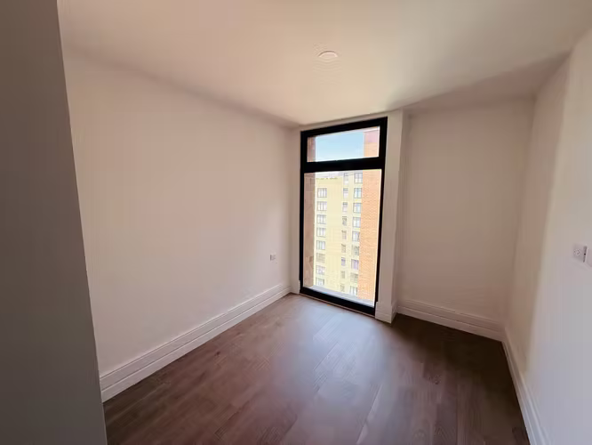 APARTAMENTO P/ ESTRENAR, EDIFICIO CÉNTRICO 81.68 MTS2, 3 DORMITORIOS, ZONA 5
