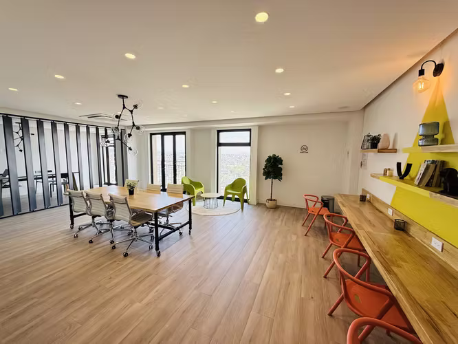 APARTAMENTO P/ ESTRENAR, EDIFICIO CÉNTRICO 81.68 MTS2, 3 DORMITORIOS, ZONA 5