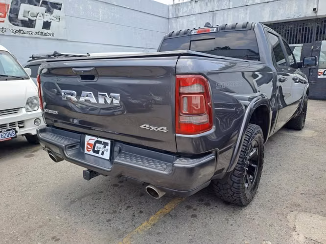 RAM 1500 Laramie 2020 - Imagen 2