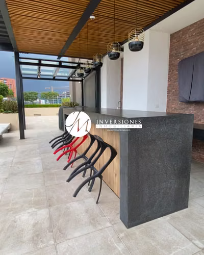 Apartamento en venta en zona 15 de 2 dormitorios con jardín