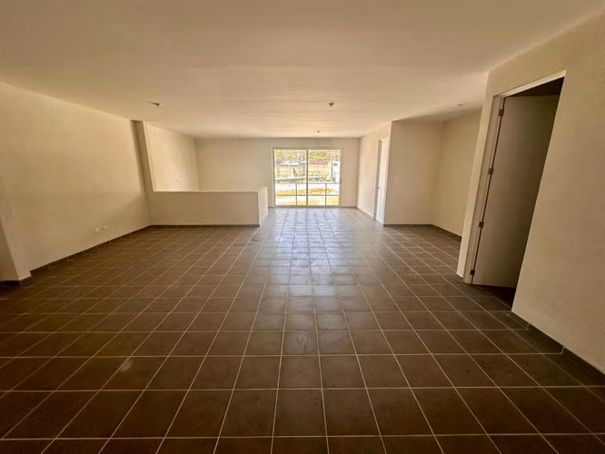 BODEGA EN RENTA SOBRE CARRETERA A EL SALVADOR – SHOWROOM, SALA DE VENTAS O DISTRIBUCIÓN - Imagen 13