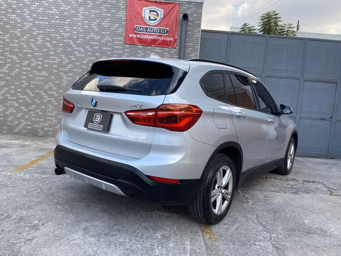 BMW X1 sDrive 18D de Agencia Modelo 2016