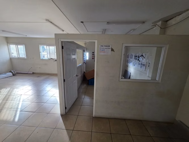 BODEGA INDUSTRIAL EN RENTA MIXCO A 2 CUADRAS DE ROOSEVELT 1,485 M2
