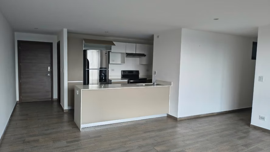 APARTAMENTO EN RENTA EN ZONA 15 PARQUE 15 VISTA A LOS VOLCANES