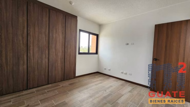 Alquilo Casa en condominio en Zona 16 - Imagen 8