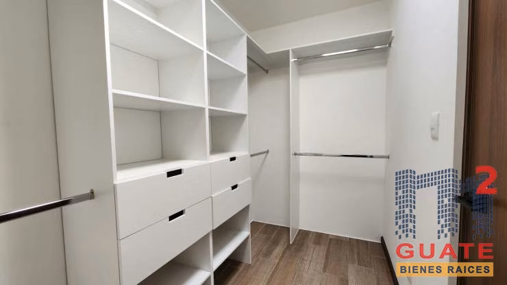 Alquilo Casa en condominio en Zona 16 - Imagen 12