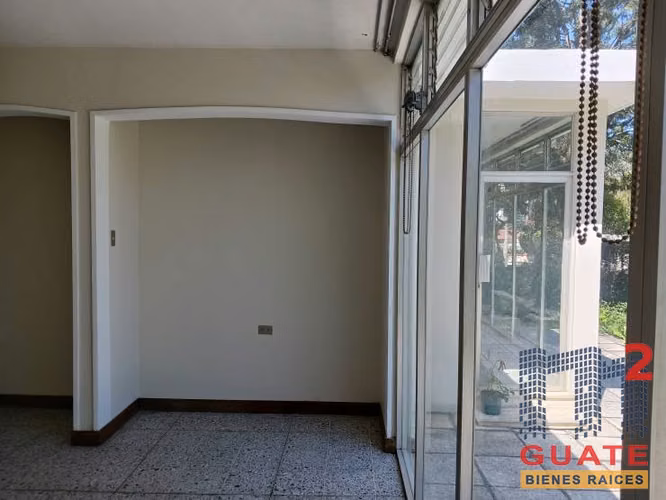Alquilo Casa fuera de condominio en Zona 15 - Imagen 19