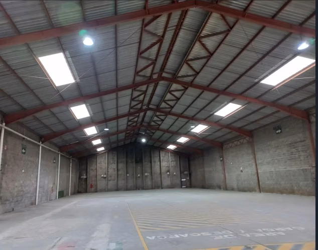 BODEGA EN RENTA EL NARANJO – 1,550 m² CON ACCESO PARA CONTENEDORES