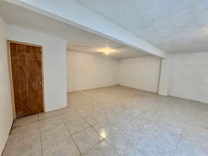Local en Plaza comercial, afuera de condominio Bosques de Pinula | San José Pinula - Imagen 6
