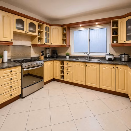 Casa de esquina en venta Km. 18 Carretera Salvador