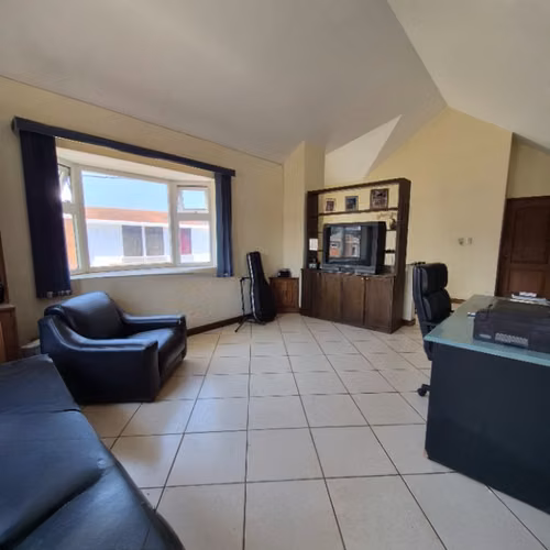 Casa de esquina en venta Km. 18 Carretera Salvador
