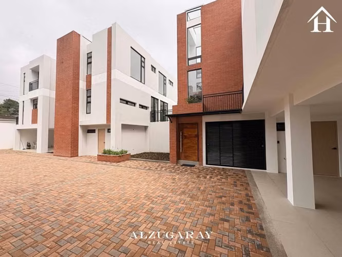 Casa moderna para estrenar km17.5 Carr a el salv