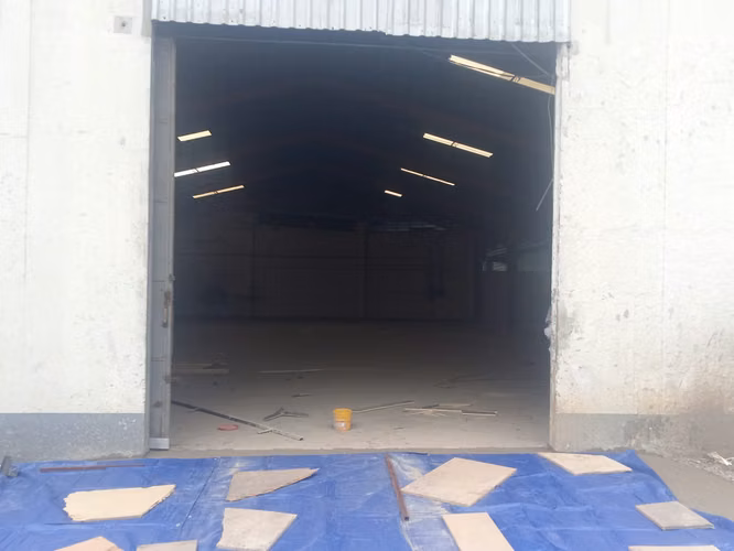 BODEGA EN RENTA EN ZONA 12 AVENIDA PETAPA CON VISTA A LA CALLE
