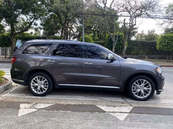 Dodge Durango Citadel de Agencia Modelo 2015