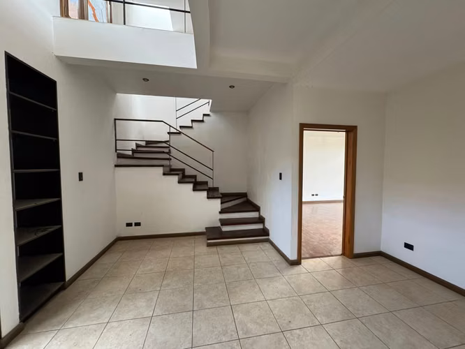 CASA EN VENTA EN CAES KM 20.5 LA FORESTA 4 HAB Y JARDIN - Imagen 18