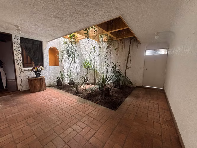 HERMOSA CASA EN RENTA EN CAES KM 16.5 LLANOS DE ARRAZOLA JARDIN AMPLIO - Imagen 5