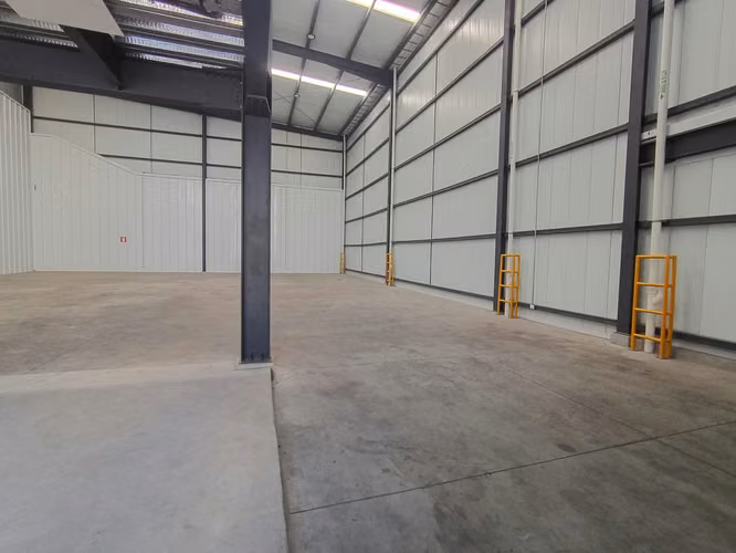 Ofibodega En Renta Atanasio Tzul Zona 12 | Complejo Moderno, Seguridad 24/7, Oficinas - Imagen 11