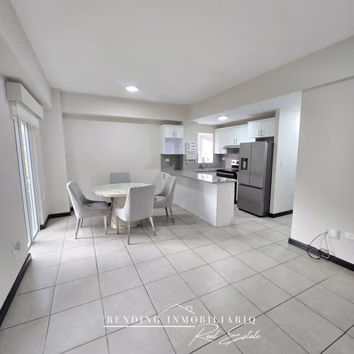 Apartamento en renta zona 16 Hexa Cañadas de 3 habitaciones + 2 parqueos