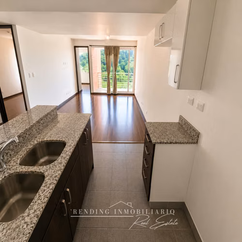 Apartamento en venta zona 16 edificio Nueva Caledonia de 2 habitaciones + 2 parqueos