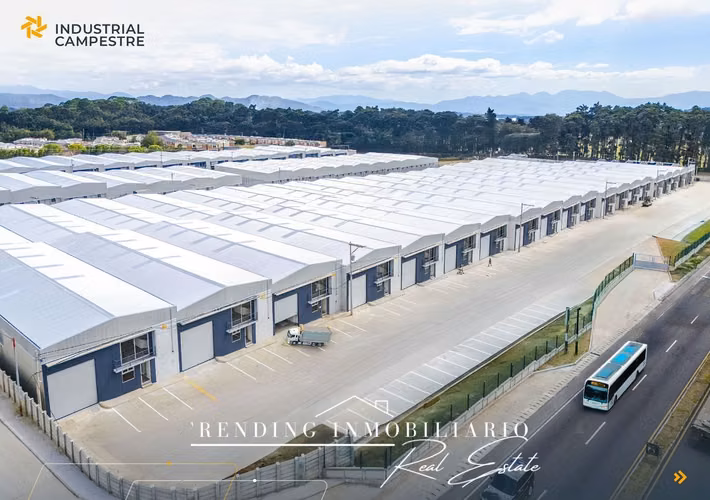 Warehouse for rent on Carretera a El Salvador km 27 Industrial Campestre with 588 m² of construction + 5 parking spaces