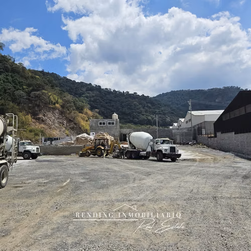 Bodega en renta Palín Escuintla km 36 de 25,340 m² para logística o centro de distribución