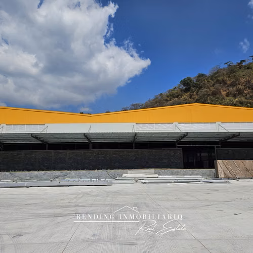 Bodega en renta Palín Escuintla km 36 de 25,340 m² para logística o centro de distribución