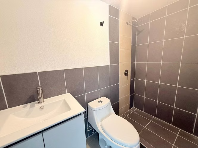 Apartamento en Zona 12 – Ubicación privilegiada – Amenidades completas - en Venta
