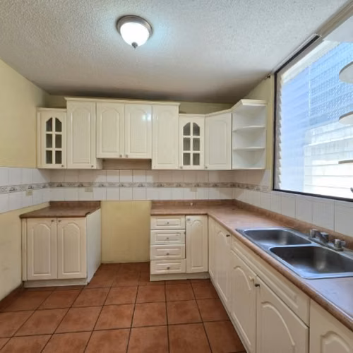 Casa en Renta en Condominio sobre Bulevar San Cristóbal - Imagen 4