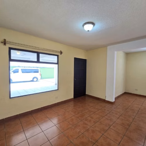 Casa en Renta en Condominio sobre Bulevar San Cristóbal - Imagen 2