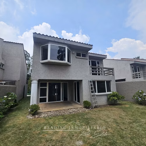 Casa en renta Carretera a El Salvador Villas del Campo de 3 habitaciones + 2 parqueos