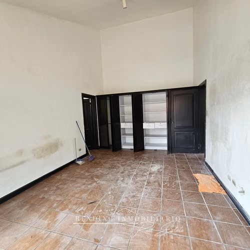 Casa en renta Carretera a El Salvador Villas del Campo de 3 habitaciones + 2 parqueos