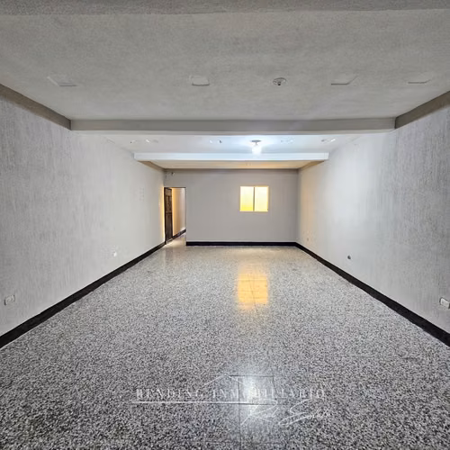 Casa en venta en zona 7 Quinta Samayoa 5 habitaciones + 250 Metros2 de construcción