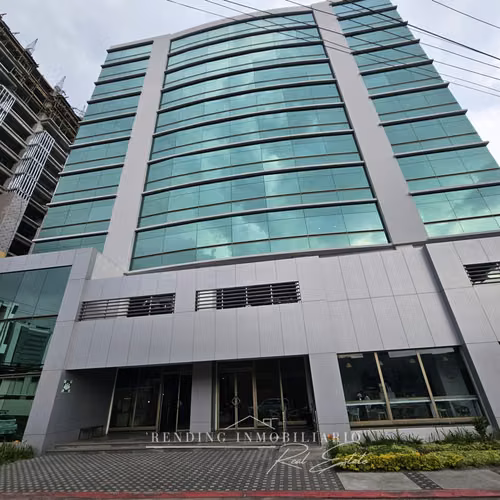 Office for rent in zone 10 Torino 2 building with multiple workspaces + one parking space