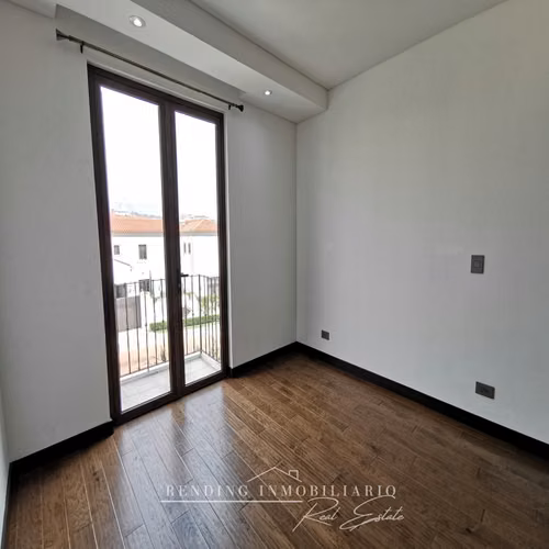 Apartamento en renta zona 16 edificio Magnolias de Cayalá de 3 habitaciones + 2 parqueos