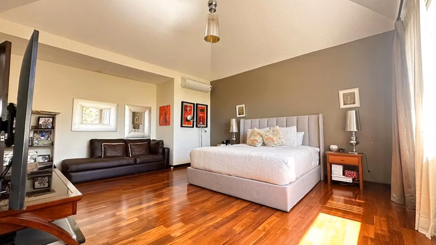 Exclusiva Casa en Condominio Colinas de Castel, km.20 Fraijanes