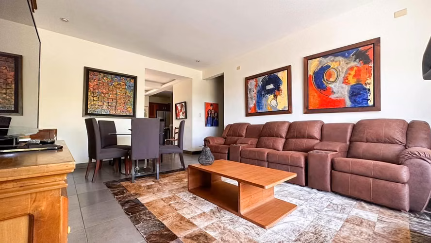 Exclusiva Casa en Condominio Colinas de Castel, km.20 Fraijanes