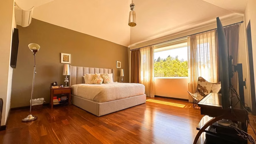 Exclusiva Casa en Condominio Colinas de Castel, km.20 Fraijanes