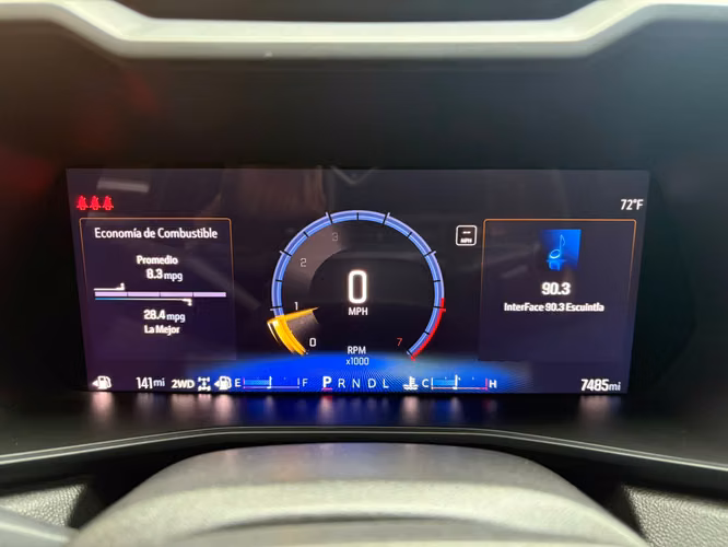 Chevrolet Colorado Trail Boss 4x4 con 7,500 millas año 2024