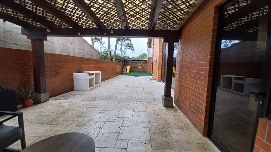 VENTA DE  APARTAMENTO EN EDIFICIO TARRAGONA ZONA 15 VHI 2 DORMITORIOS - Imagen 12