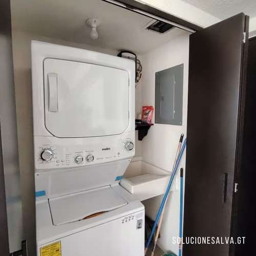 Apartamento en alquiler amueblado zona 12, Esenta