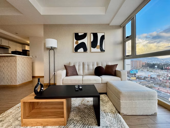 Amplio apartamento en venta en zona 10! - Imagen 2