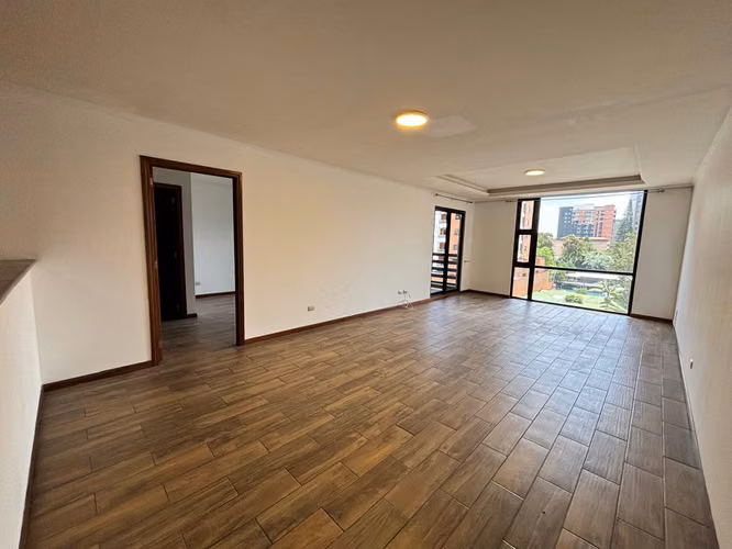 Rental Apartment Torre del Valle 2, two rooms plus service Zone 10