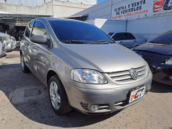 Volkswagen Fox 2005 de Agencia Mecánico Súper Economico ideal para primer carrito pocos Kilometros