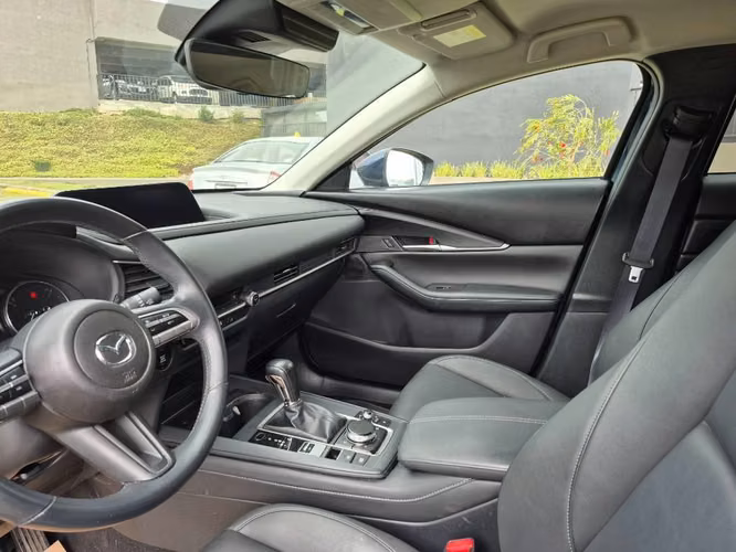 Mazda cx30 awd 2021