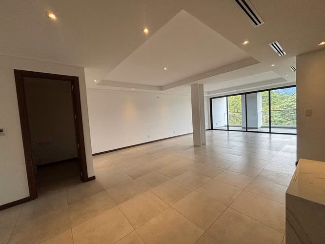 ALQUILO APARTAMENTO EN AZORES ZONA 15 VH 2, AMPLIO BALCON - Imagen 5
