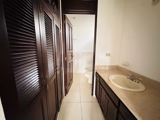 CASA EN VENTA, SANTA MÓNICA VI 267 MTS2, 4 DORMITORIOS, SANTA MÓNICA VI OLMECA - Imagen 9